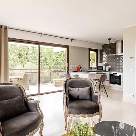 Vivre L Parking L Balcony L 15min To La Croisette Cannes