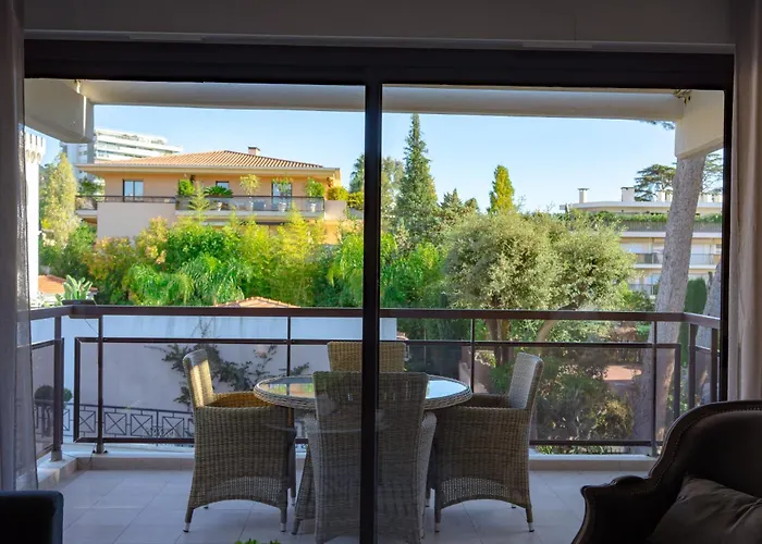 Vivre L Parking L Balcony L 15min To La Croisette 아파트 *