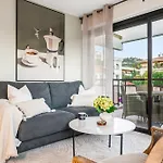 Vivre L Parking L Balcony L 15min To La Croisette アパート *
