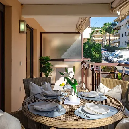 Apartament Vivre L Parking L Balcony L 15min To La Croisette