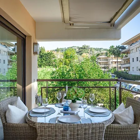 Apartament Vivre L Parking L Balcony L 15min To La Croisette