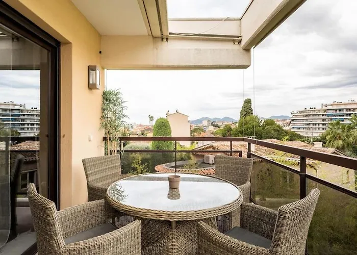 דירה Vivre L Parking L Balcony L 15min To La Croisette *