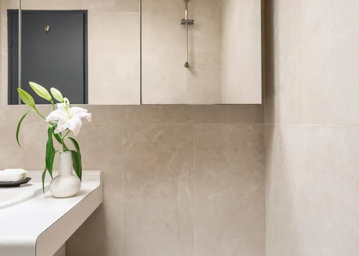 Vivre L Parking L Balcony L 15min To La Croisette דירה קאן