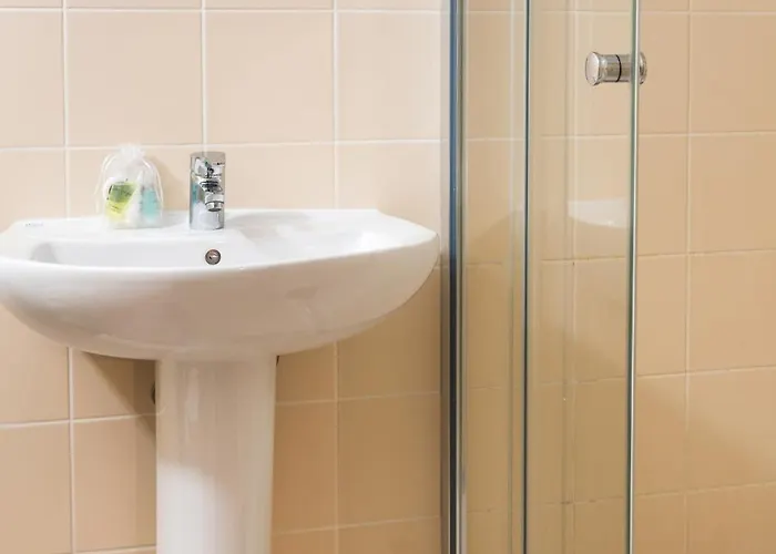 Vivre L Parking L Balcony L 15min To La Croisette דירה קאן