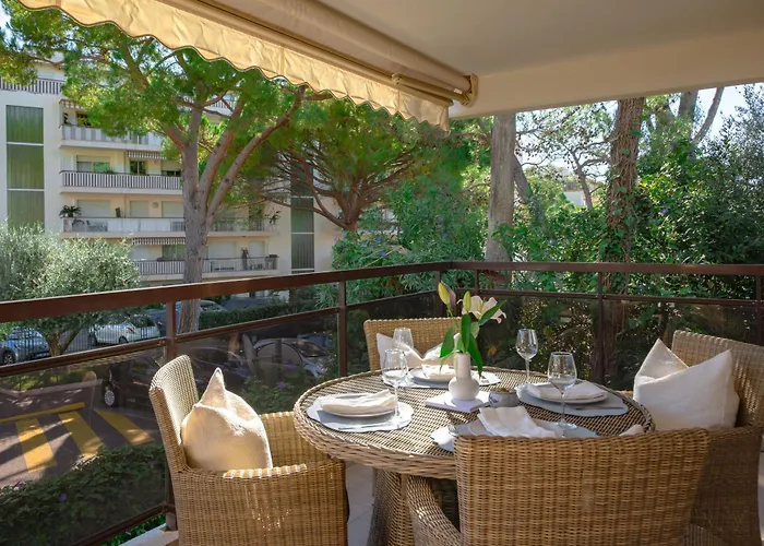 Vivre L Parking L Balcony L 15min To La Croisette קאן