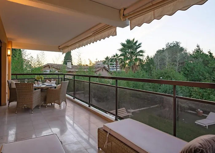 דירה Vivre L Parking L Balcony L 15min To La Croisette קאן