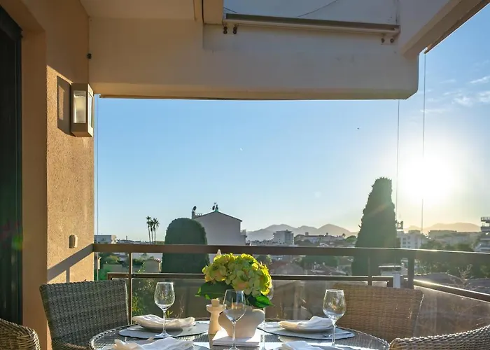 דירה Vivre L Parking L Balcony L 15min To La Croisette *