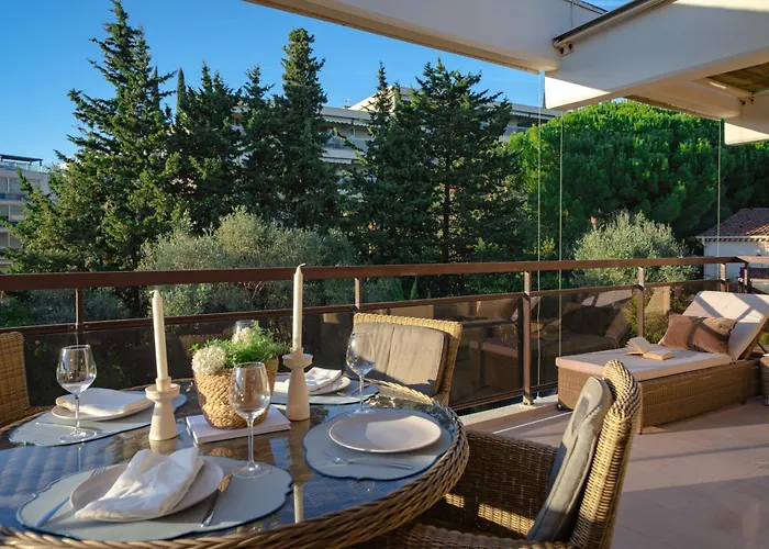 דירה Vivre L Parking L Balcony L 15min To La Croisette