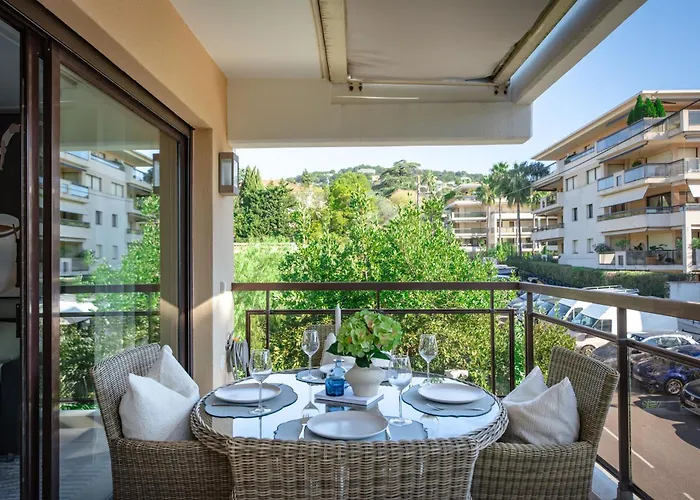 דירה Vivre L Parking L Balcony L 15min To La Croisette